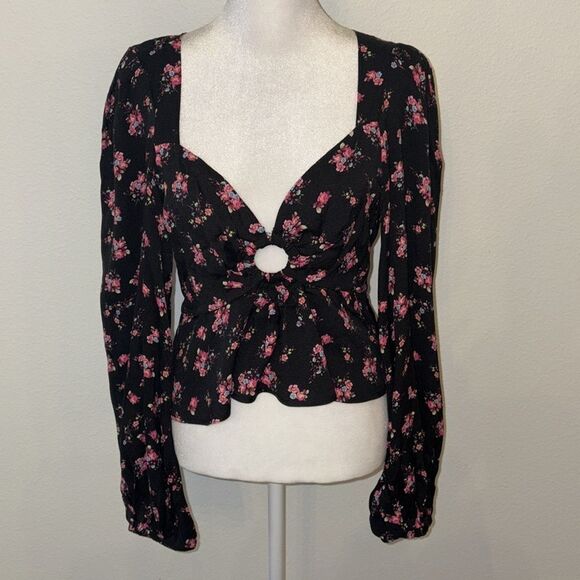 AFRM noir blush floral keyhole peplum top NWT - Picture 2 of 3